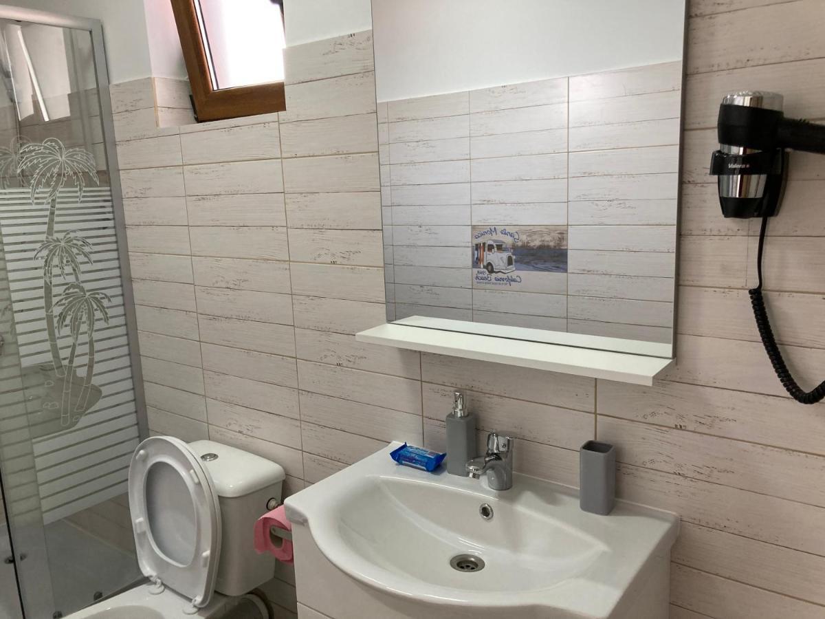 Appartement Nayana Vama Veche Extérieur photo